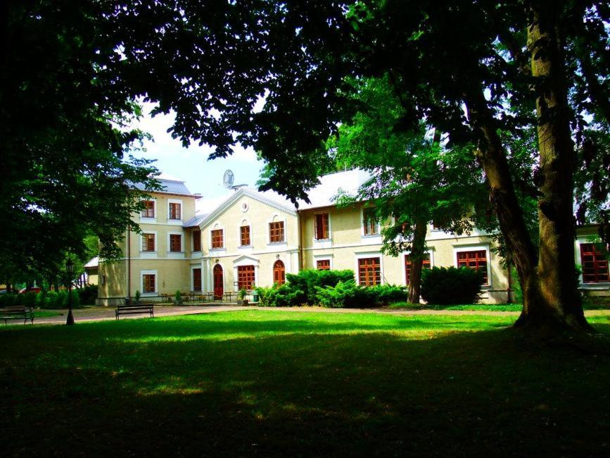 Hotel Rytwiany Palac Exterior photo